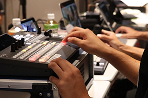 多目的に利用できる設備、機材、備品も充実